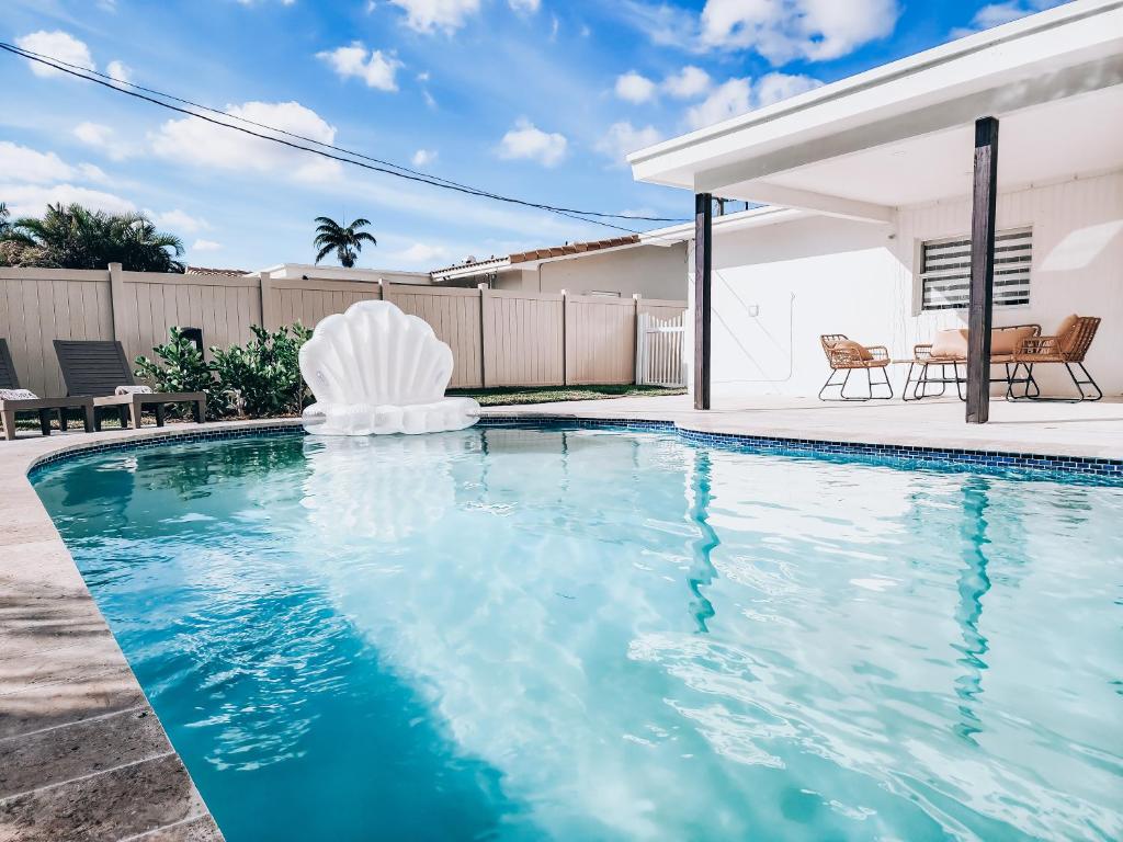 Miami Hotel Room With Private Pool